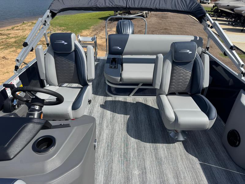 Boat Image 9