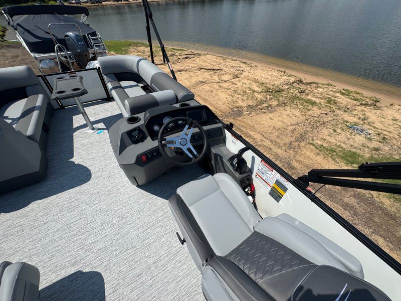 Boat Image 13