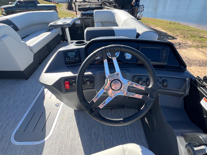 Boat Image 13