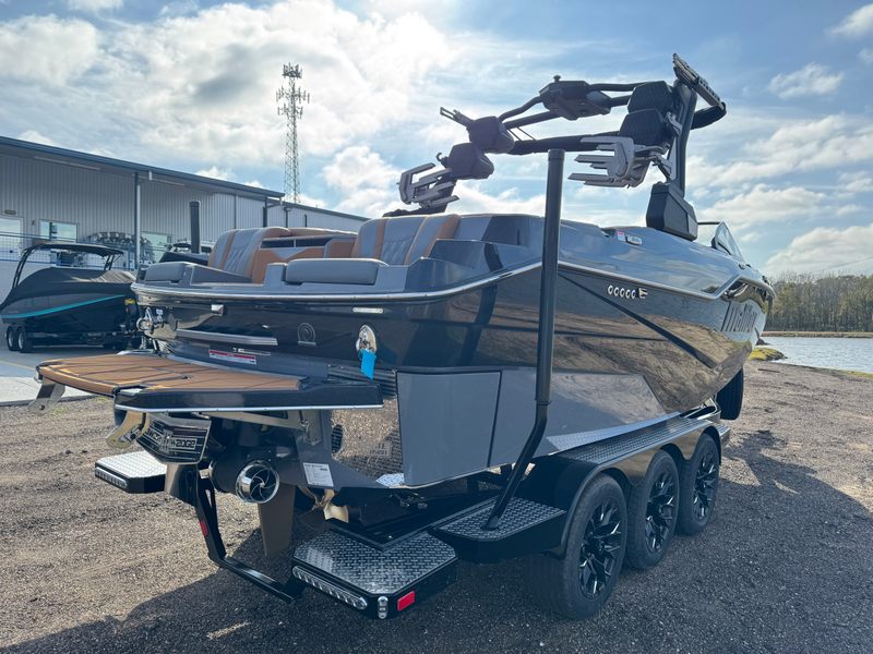 Boat Image 8