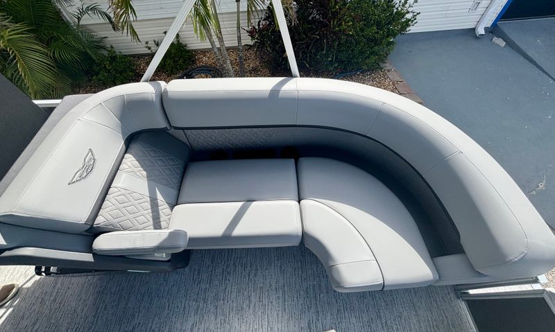 Boat Image 9