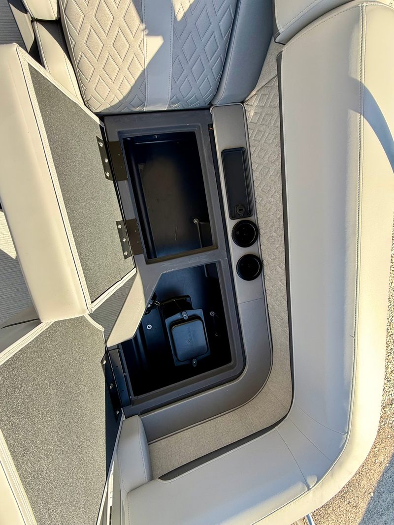 Boat Image 5