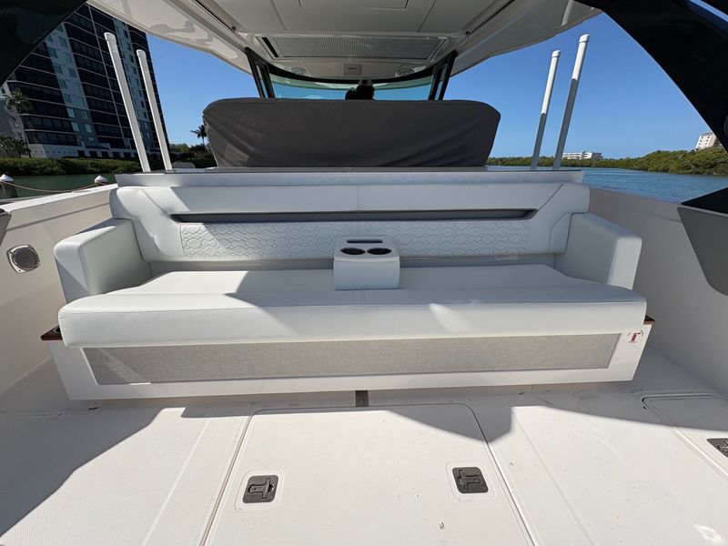 Boat Image 15