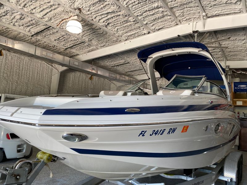 2019 Crownline 255 XS