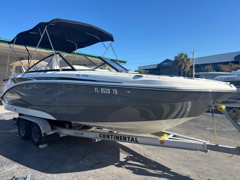 2022 Hurricane 235 SD