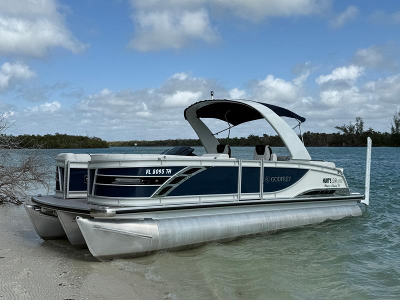 2022 Godfrey SP 2500 SBC