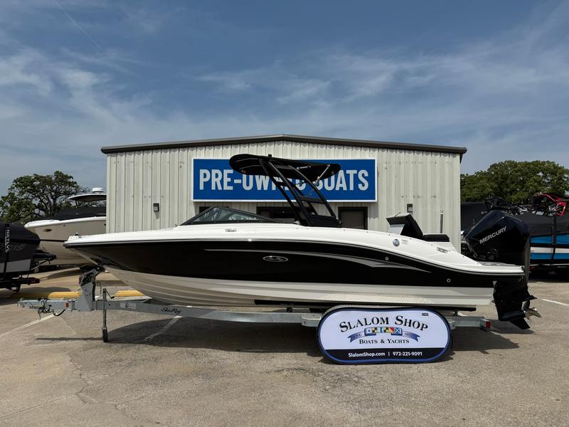 2024 Sea Ray SPX 210 OB